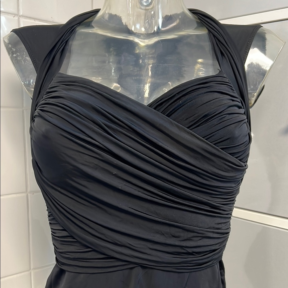 Luxe! Ruched Wrapped Slinky Bodycon Keyhole Sweetheart M BCBG